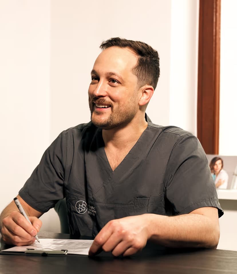 Dr. Julian Kricheldorff